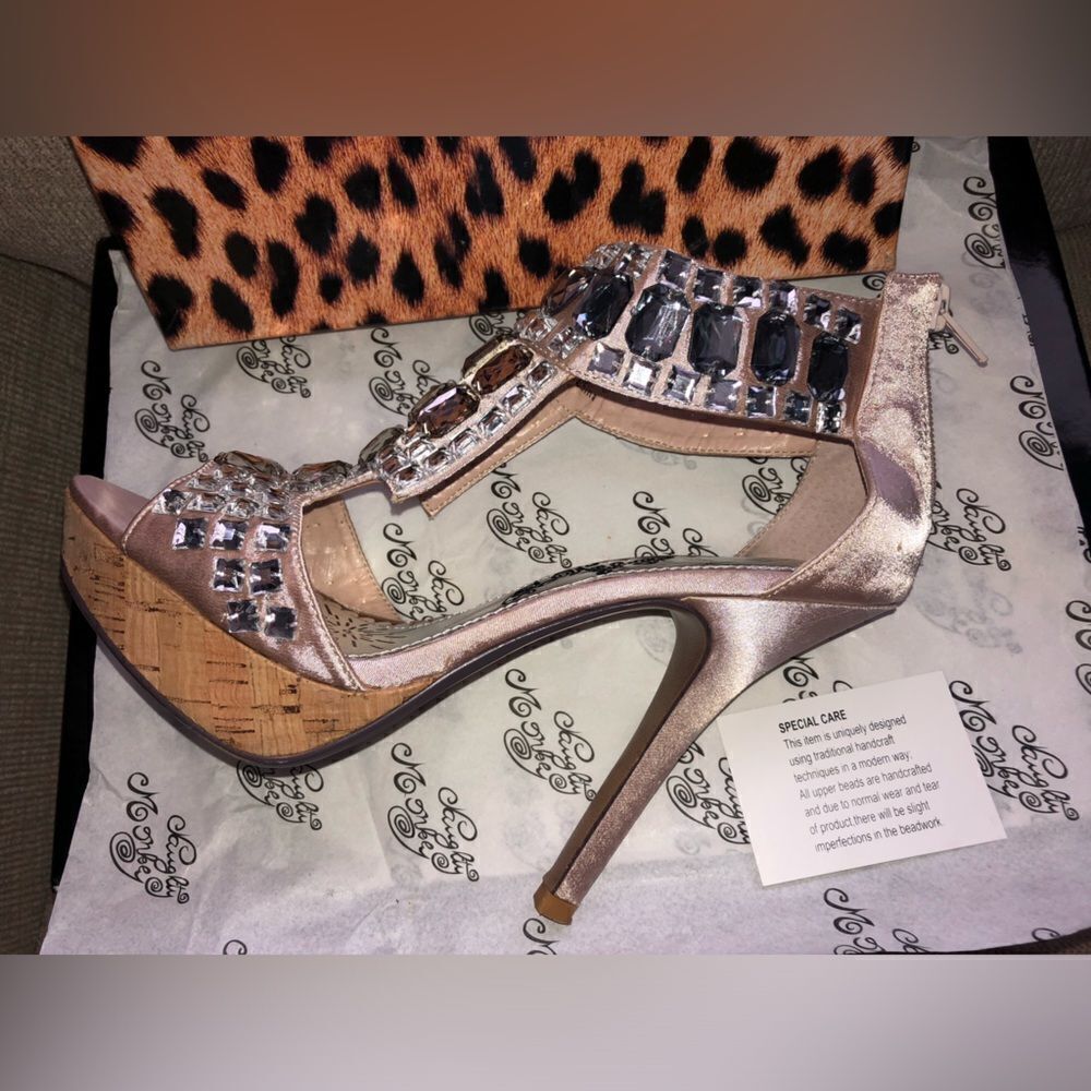 Naughty monkey Hot tequila nude stud heels size 8 - Picture 2 of 7